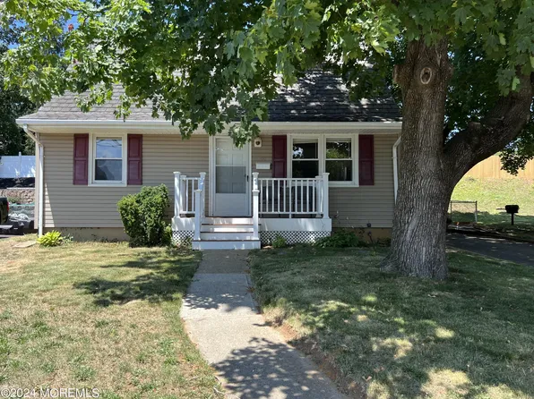 99 McLean St, Red Bank, NJ 07701