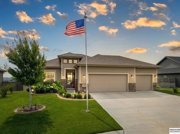 2726 N 191st Ave, Elkhorn, NE 68022