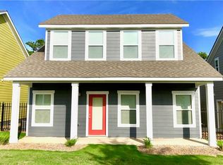1710 N Izard Ln, Fayetteville, AR 72704