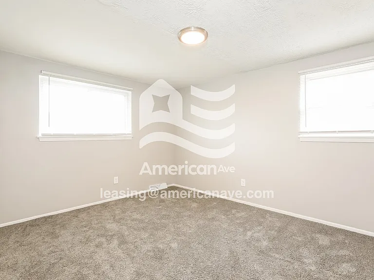 785624_012_wm_-_bedroom_12887043.jpg