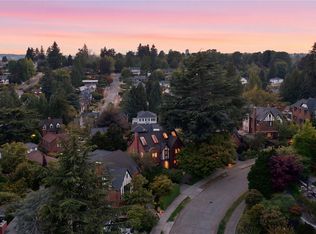5201 NE 43rd St, Seattle, WA 98105