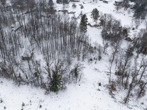 8209 W Royal Rd, Stanwood, MI 49346