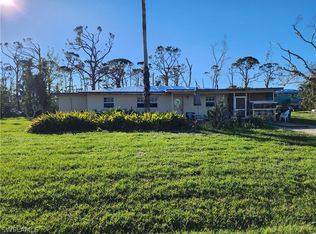 3851 Gasparilla St, Saint James City, FL 33956