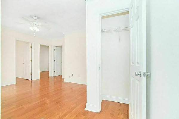 Rented by Living New York | media 16