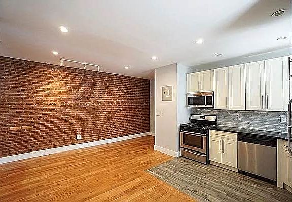 2nd image of 56 Fort Washington Ave APT 3