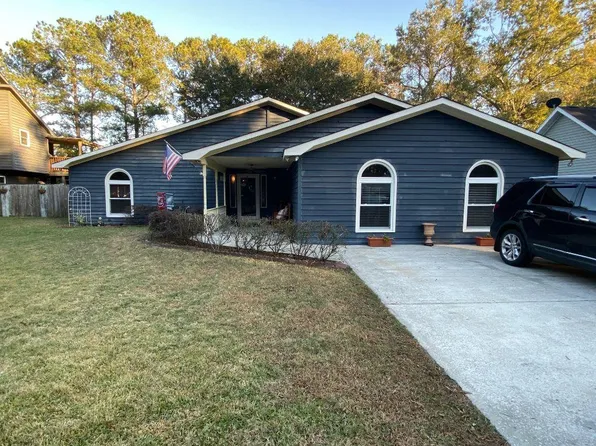 609 Woodward Blvd, Summerville, SC 29483