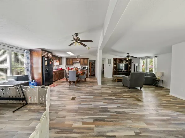 4165 Fm 2693 Rd W, New Waverly, TX 77358