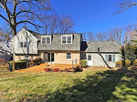 2nd image of 9803 Clyde Ct