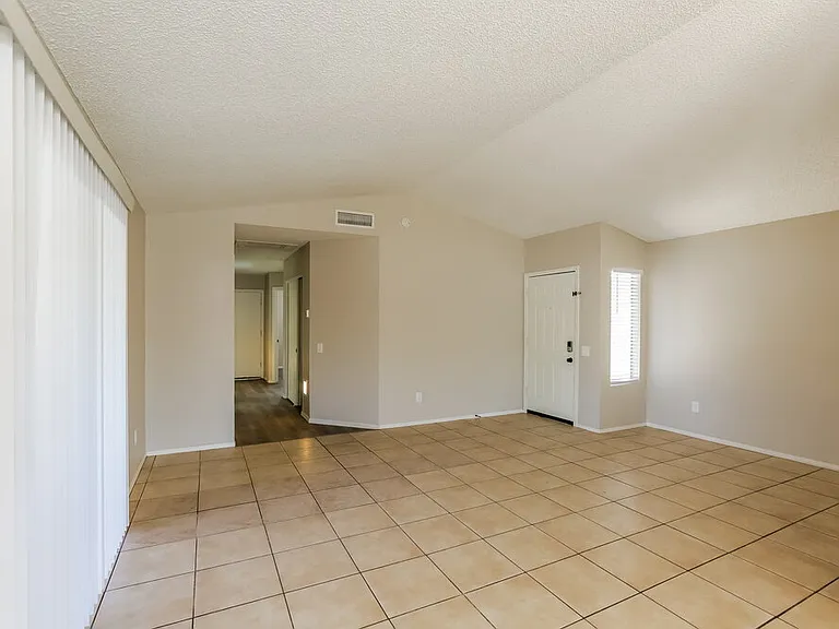 6933 W Nicolet Ave — Photo 3