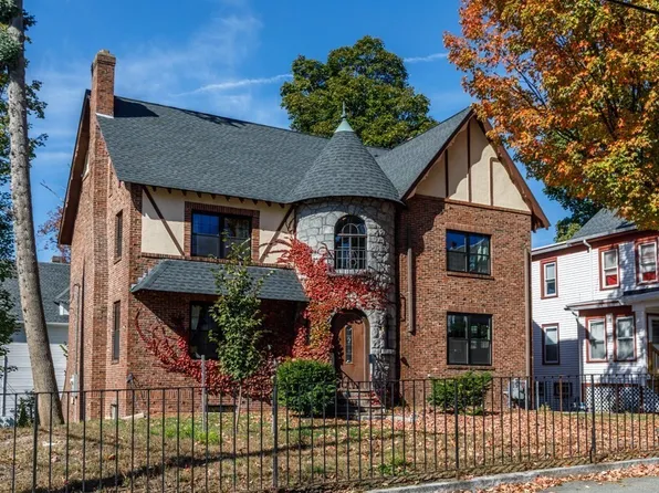 80 Highland Ave, Fitchburg, MA 01420