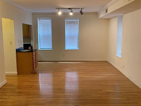 5th image of 5636 Waterman Blvd APT 26