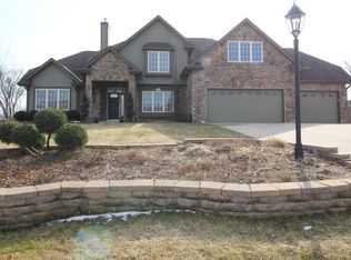 N65W12585 Marach Rd, Menomonee Falls, WI 53051