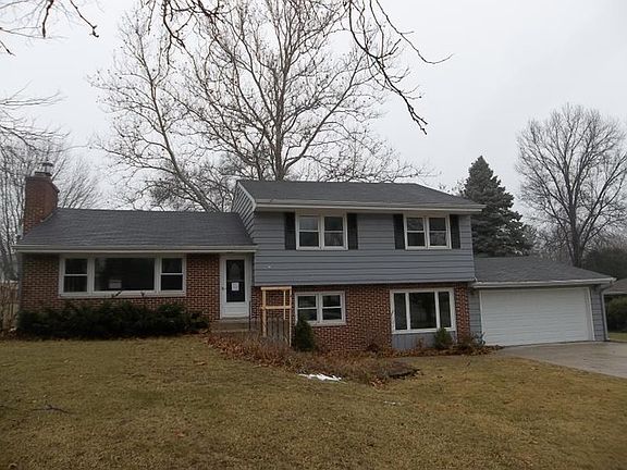 2nd image of 1003 Starview Dr
