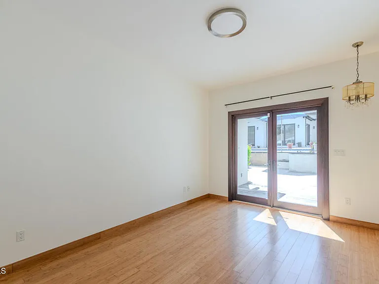 4819 Oakwood Ave — Photo 22