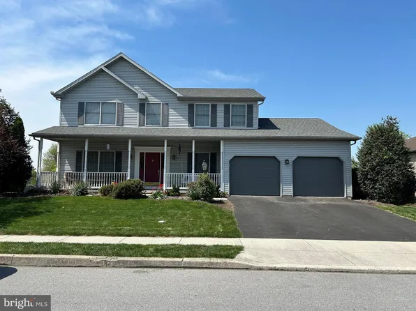 2212 Canterbury Dr, Mechanicsburg, PA 17055