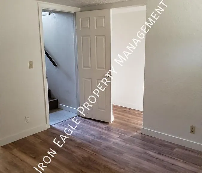 1310 1/2 S Euclid Ave #1310-1/2 — Photo 4