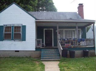 1205 Mecklenburg Ave, Victoria, VA 23974