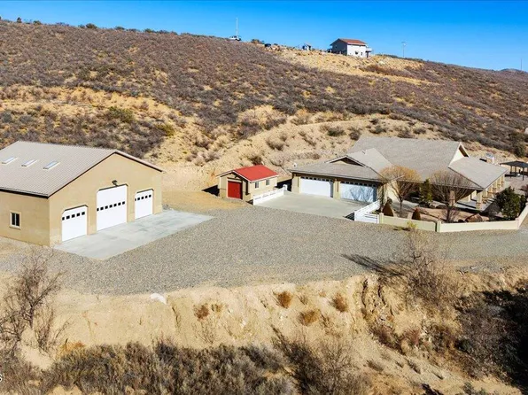 12070 E Cats Claw Ln, Dewey, AZ 86327