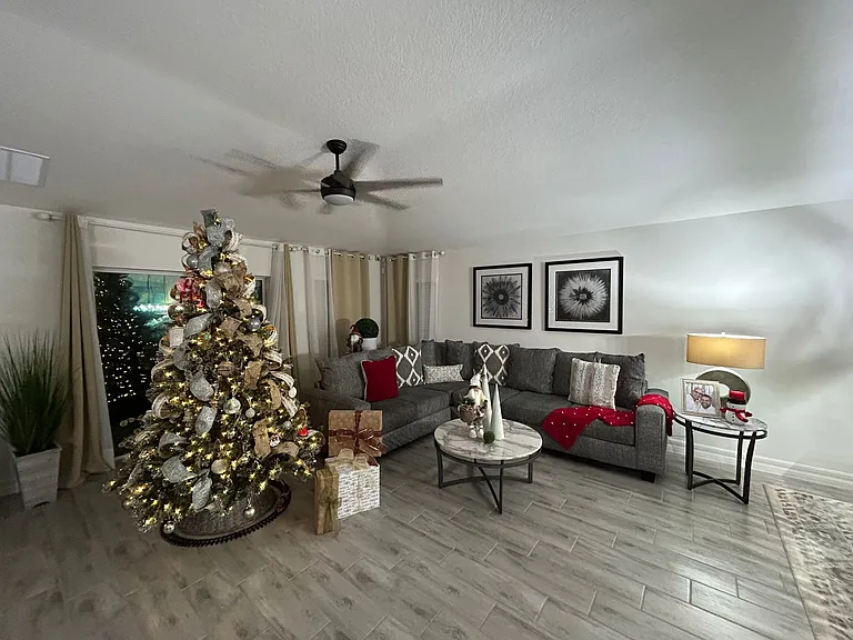 689 Sarner Pass Way — Photo 24