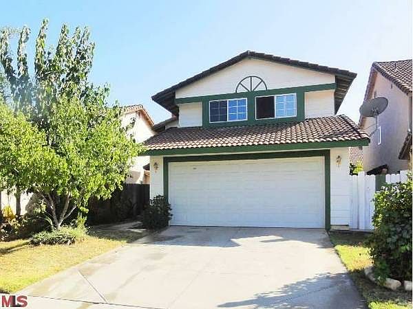2nd image of 11833 Briar Knoll Pl