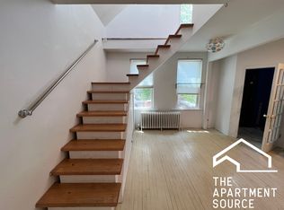 2046 W Shakespeare Ave FLOOR 1, Chicago, IL 60647