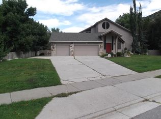 3623 E Little Cottonwood Ln, Sandy, UT 84092