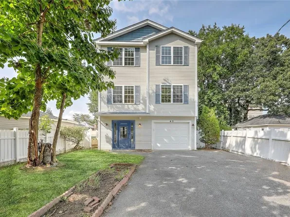 403 Pequot Ave, Warwick, RI 02889