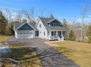 5 Bridge Rd, Monroe, CT 06468