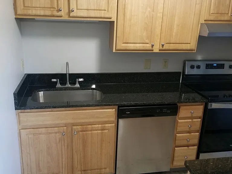 St. Clair Woods Apartments — Photo 68