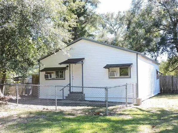 3703 Martin St, Orange, TX 77630