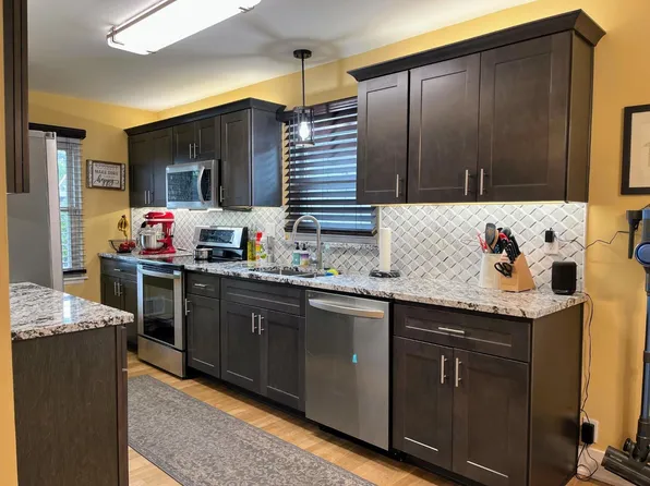 7209 Madison Ave, Hammond, IN 46324