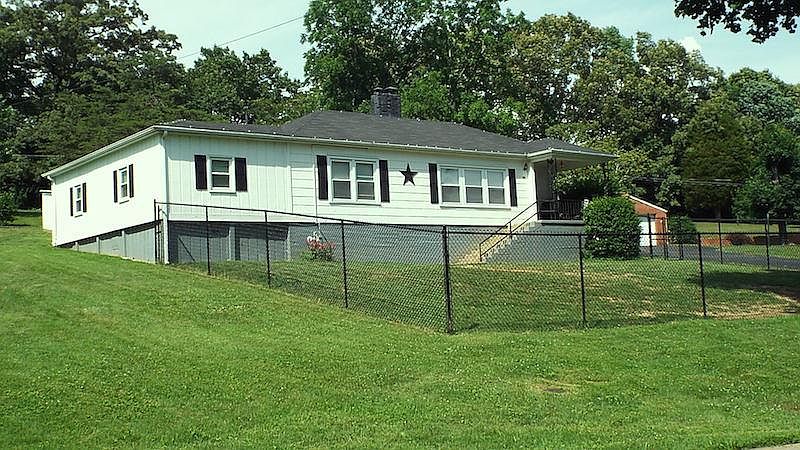 1st image of 1003 Appen Ave