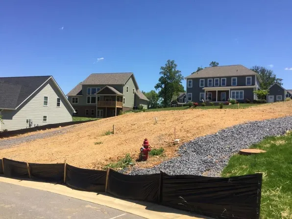 2580 Bridgeforth Xing, Kingsport, TN 37664