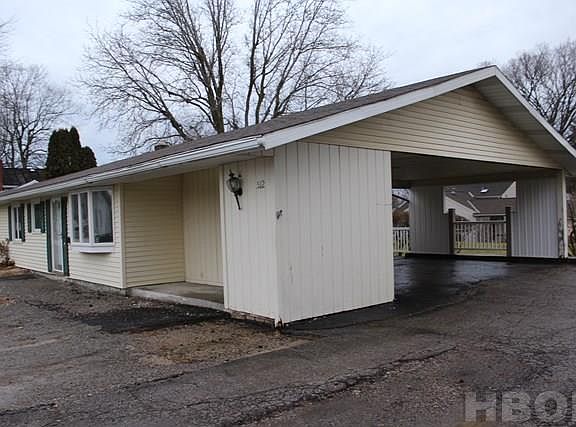 3rd image of 512 Parkview Dr