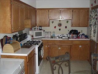1st image of 158 Lincoln Dr