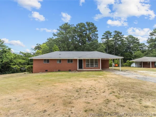 1812 Edgecombe Ave, Fayetteville, NC 28301