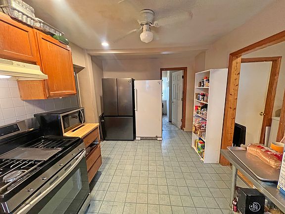 5th image of 2043 Asbury Ave