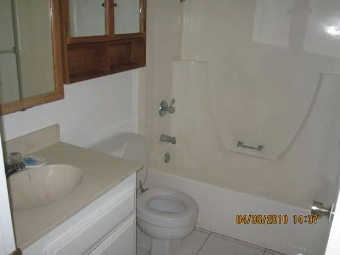 Bathroom I