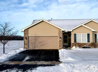 413 Anjali Ct, Sycamore, IL 60178