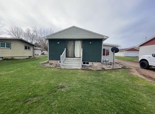 W741 Blackhawk Ln, Berlin, WI 54923