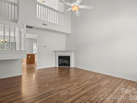 4th image of 14327 Tranters Creek Ln