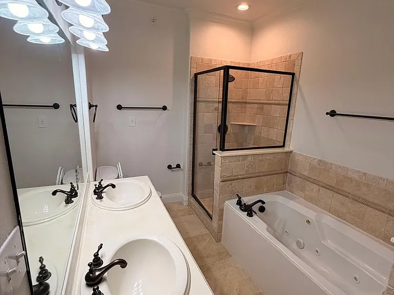 2320 Stutz Dr — Photo 16