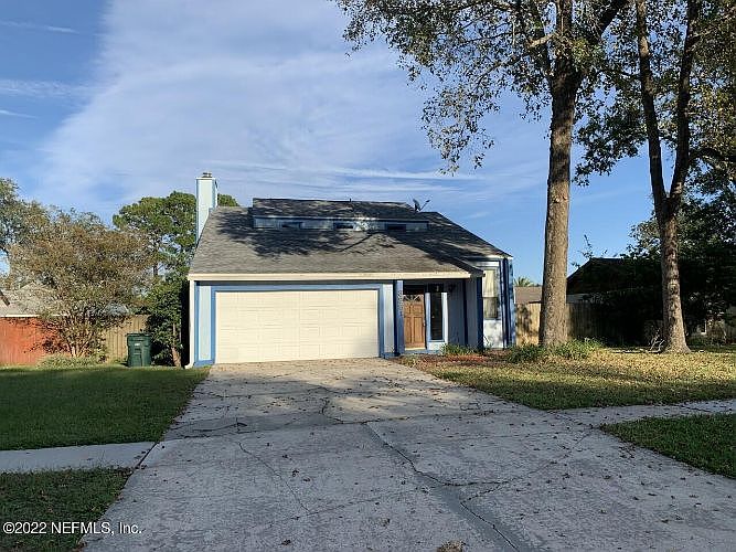1st image of 3951 Petite Dr W