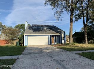 3951 Petite Dr W, Jacksonville, FL 32250