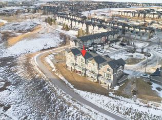 78 N Nolan Hill Hts NW, Calgary, AB T3R0S5