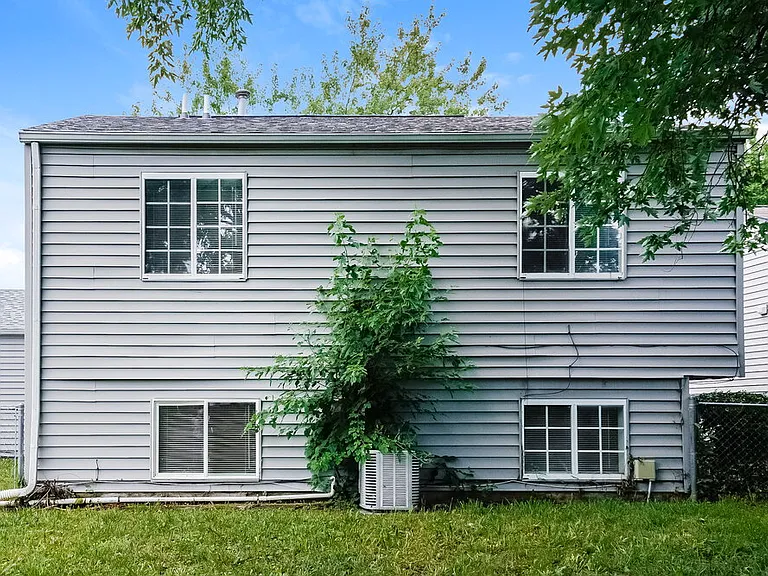 11045 Amburg Ct — Photo 18