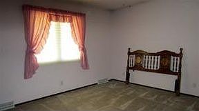 4th image of 1102 Valleyway Dr