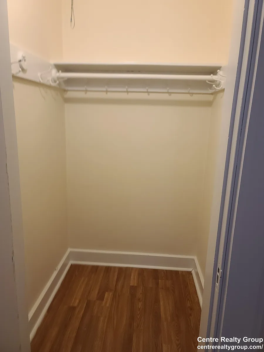 Building Photo - 62 Boylston St #306