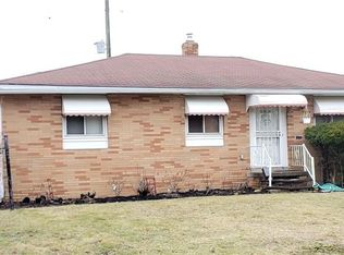 5605 Lori Dr, Bedford Heights, OH