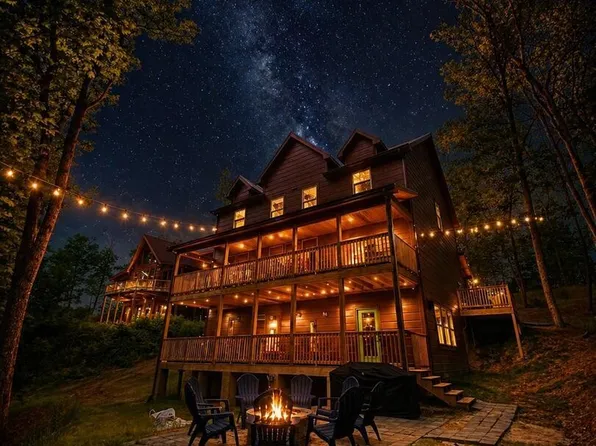2320 Mimosa Dr, Sevierville, TN 37862